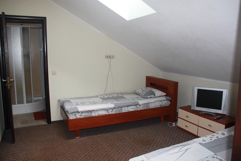 Skazka Hotel Vinnitsja Værelse billede